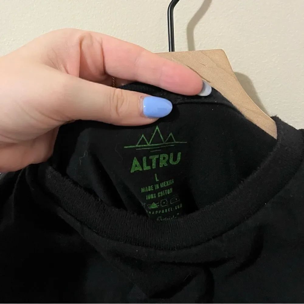 Altru WATER YOUR PLANTS TEE - Picture 9 of 9